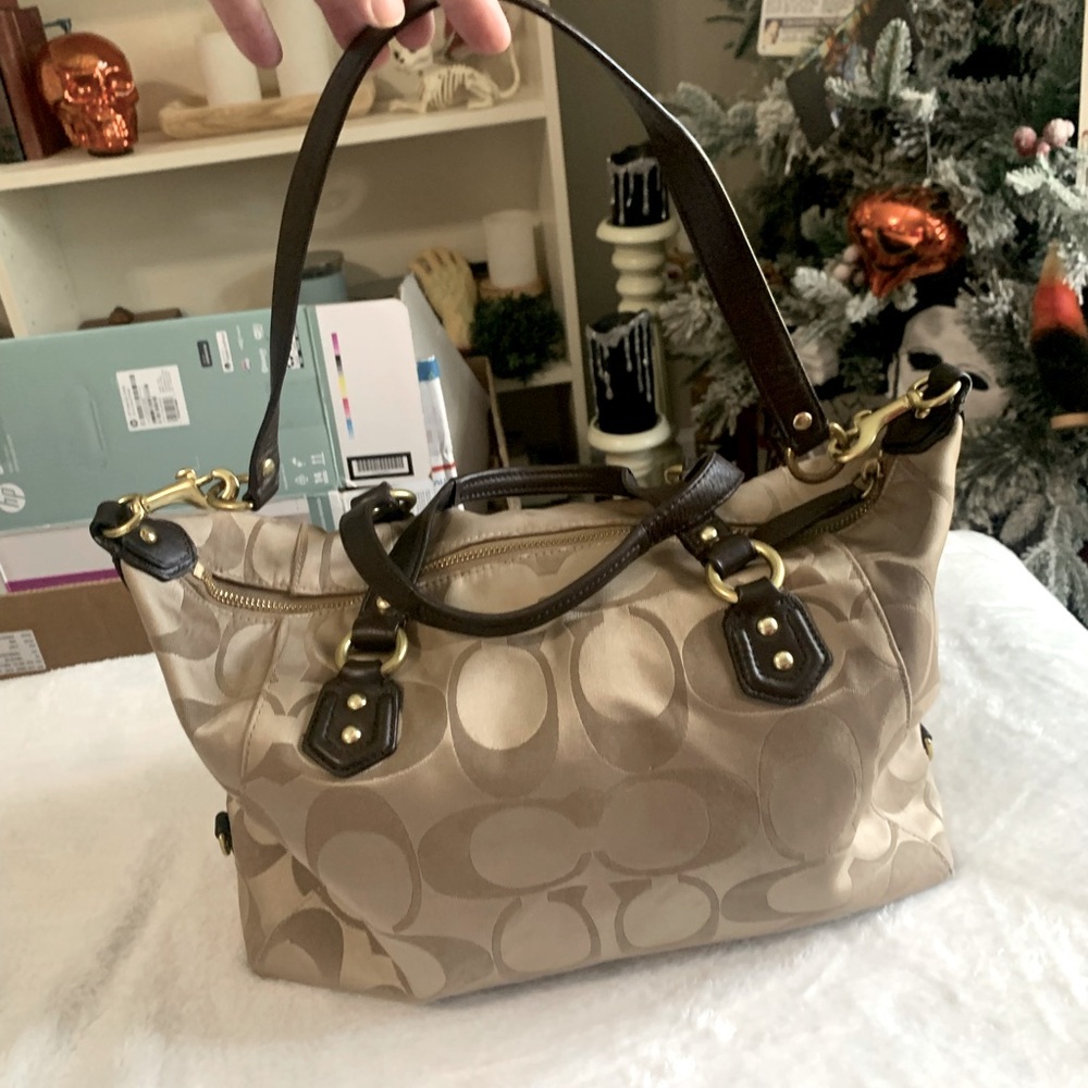 Coach Purse - Picture 3 of 6
